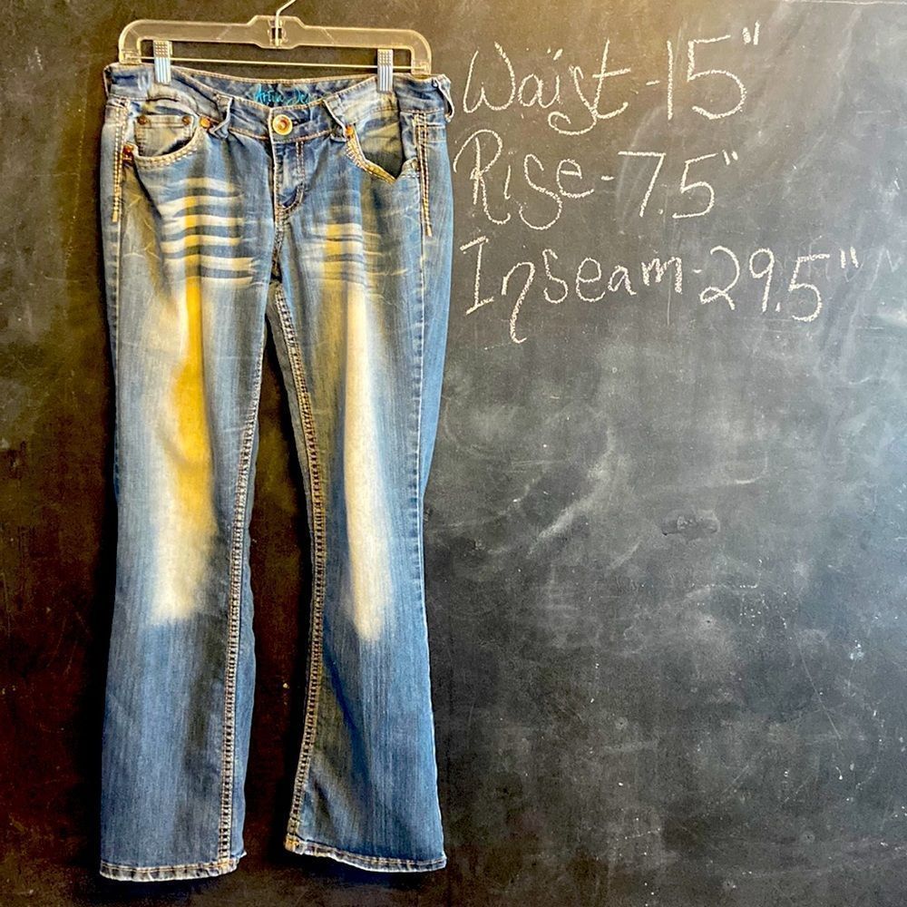 🔥Ariya jeans size 7/8. Good condition!